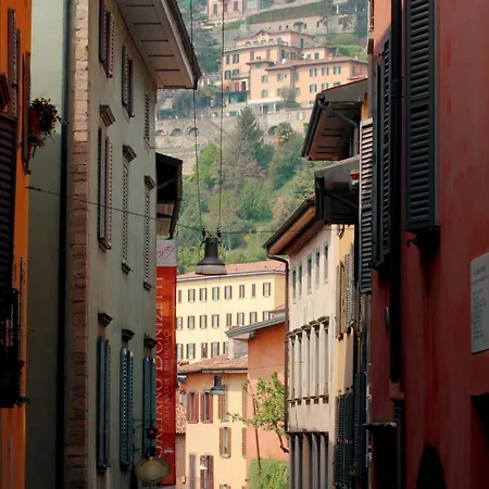 Апартаменти La Casa Di Anna - Tribunale
